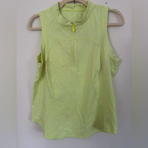 Lululemon Mock Neck zip tennis tank in highlight yellow size large VGUC